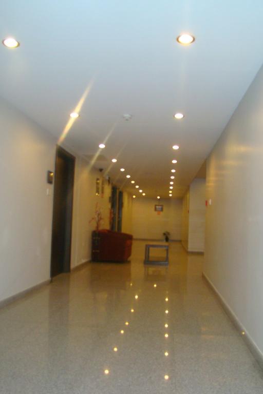 The Curzon Court Hotel Bangalore Buitenkant foto